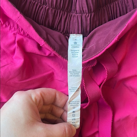 Women's Lululemon Spring Breakaway Blue and Pink Shorts - Picture 2 of 5